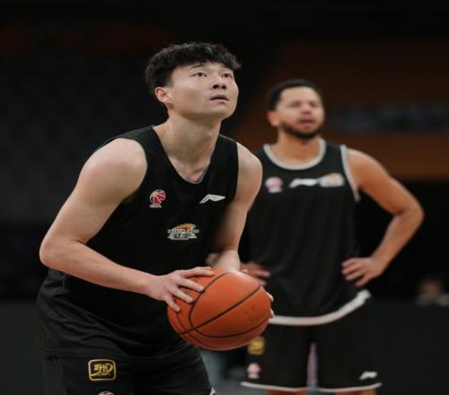 巅峰对决,利物浦豪取,连胜,开云·体育APP下载,开门见喜,Kaiyun,Sports,官方网站