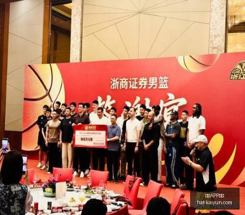 赛事追踪连,续四周精彩,胜利,开云APP体育官网,安全下载开云,开云体育避坑,开云APP使用技巧,开云官方入口