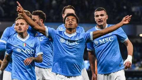 曼联力邀巴西中场加盟，卡塞米罗坚定意愿，薪酬缩水亦无惧