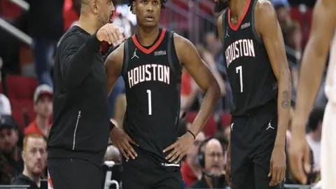 孙一文巴黎奥运女子重剑个人赛首轮止步，无缘16强