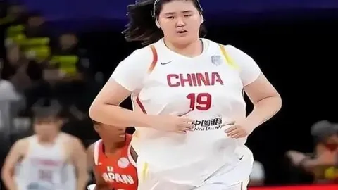 赵继伟点评开云体育避坑：比赛执行到位，全面防守与篮板，严控对手快攻技巧解析